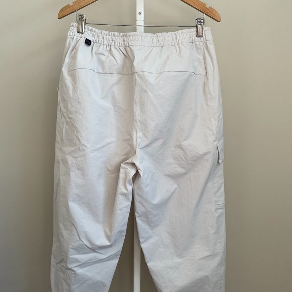 lululemon lab High-Rise Cuffed Trouser 26" - Picture 4 of 4